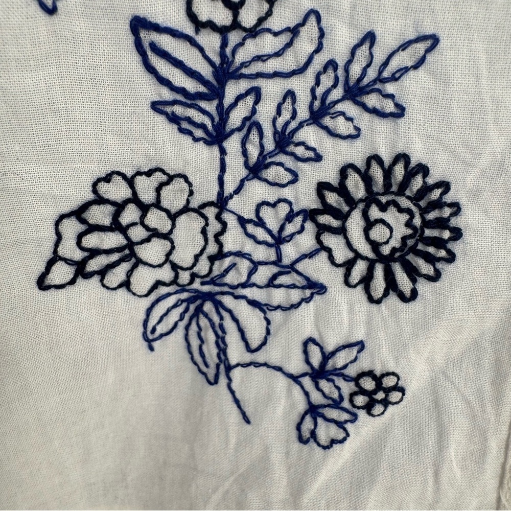 Collections Etc. 100% Cotton White Floral Embroidered Peasant Dress Medium - Picture 6 of 11